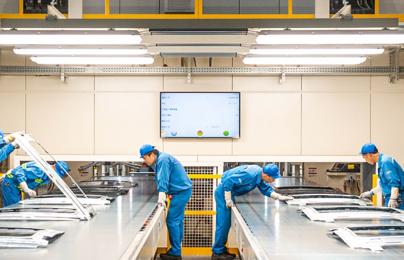 LG07Q AC220-240V högeffektiv energibesparande LED-tri-säker ljus